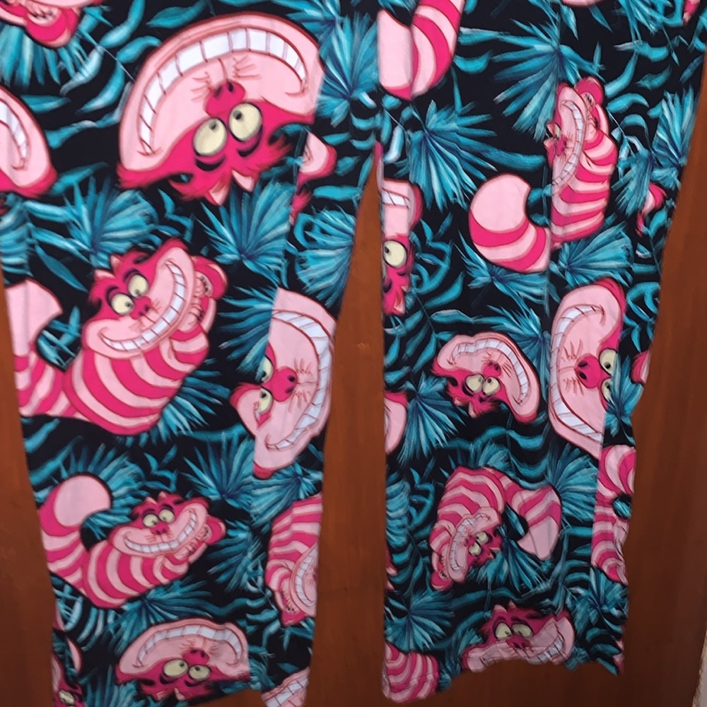 Disney Alice In Wonderland Cheshire Cat Tropical Print Guys Pajama Pants - Picture 3 of 6